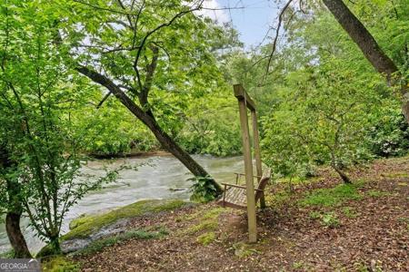 83 Licklog Road, Ellijay GA 30536