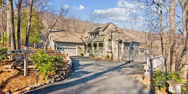 524 Columbine Drive