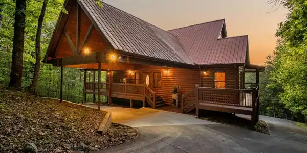 433 Spruce Circle, Mineral Bluff GA 30559