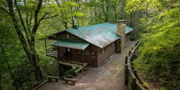 283 River Bend Lane, Blue Ridge GA 30513