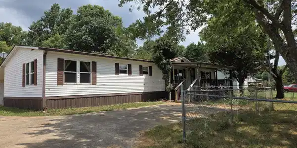 175 Westmoreland Meadows Drive, Cleveland GA 30528