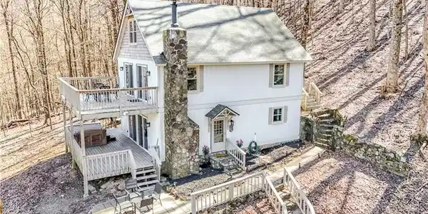 1006 Chestnut Cove Trail, Jasper GA 30143