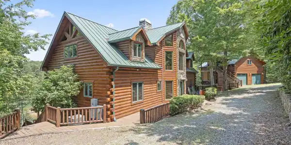 84 Charlotte Drive, Morganton GA 30560