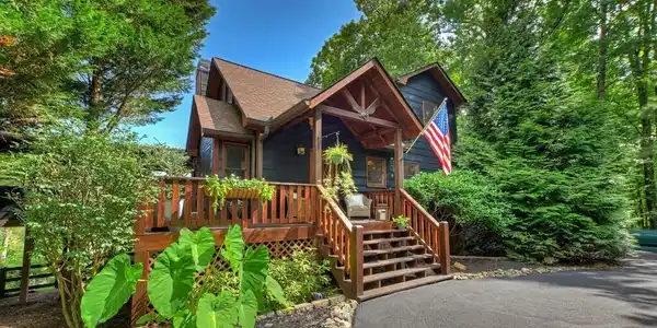 104 Gibbs Trail, Mineral Bluff GA 30559
