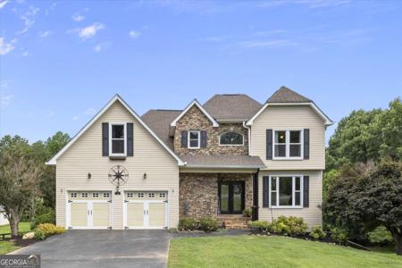 15 E Hyalite Road E, Dahlonega GA 30533