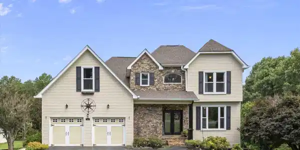 15 E Hyalite Road E, Dahlonega GA 30533