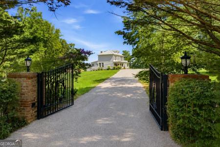 527 N Mize Road, Mount Airy GA 30563