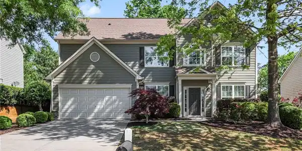 1570 Dawn Valley Trail, Cumming GA 30040