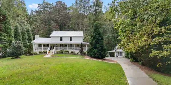 12485 Reinhardt College Parkway, Waleska GA 30183