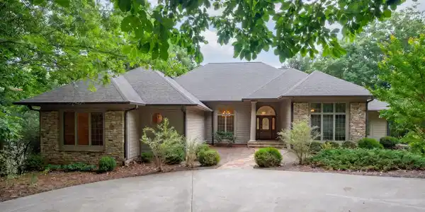 267 Starcross Lane, Jasper GA 30143