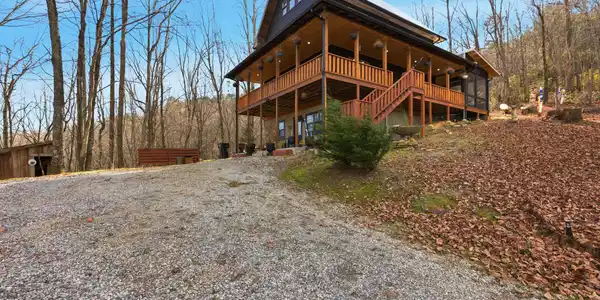 2850 Oakey Mountain Road, Clarkesville GA 30523
