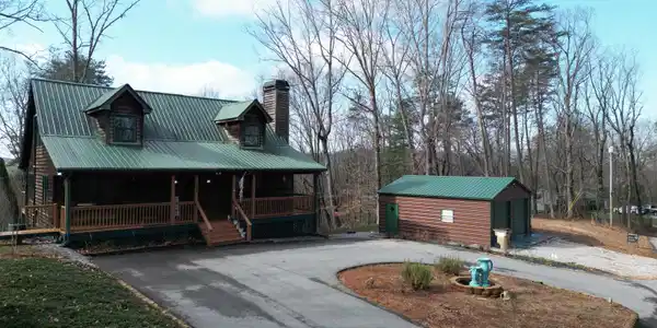 461 Amys Ford Trail, Cleveland GA 30528