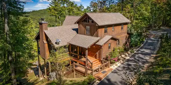 588 Bell Camp Ridge Road, Blue Ridge GA 30513