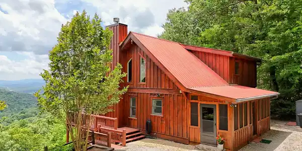 601 Black Bear Den Road, Clayton GA 30525