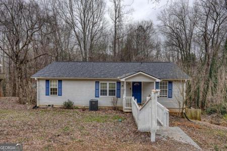435 Pine Crest Circle # 27, Cleveland GA 30528
