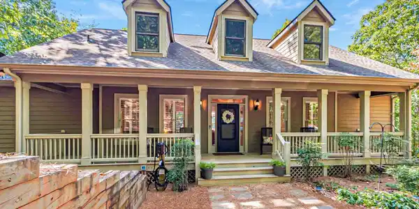 281 Highland Trail