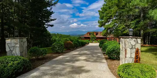 156 Pine View Lane, Copperhill TN 37317