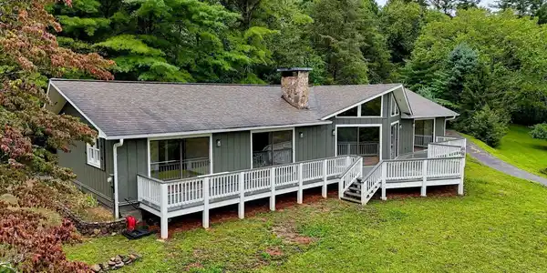156 Tahoe Lane, Dillard GA 30537