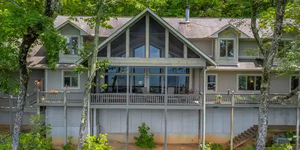 4 Dean Lane, Tiger GA 30576