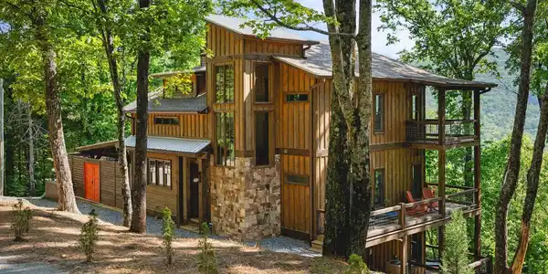 114 Amy Creek Circle, Ellijay GA 30540