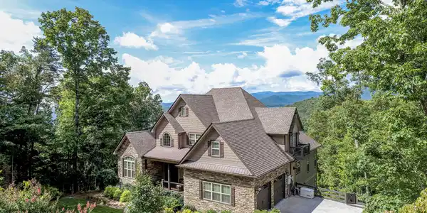 171 Winterberry Trail, Clayton GA 30525