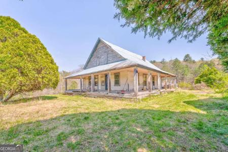 365 Waters Road, Mccaysville GA 30555