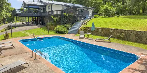 108 Dodge Lane, Lakemont GA 30552