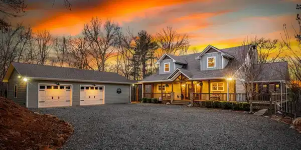 149 River Crest Lane, Mineral Bluff GA 30559