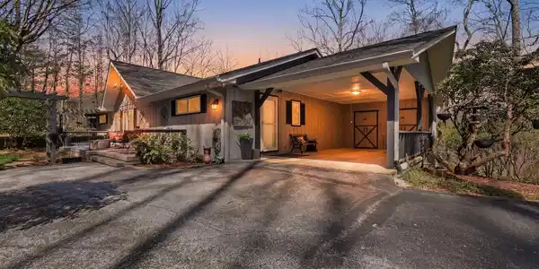 499 Ridgepole Drive, Sky Valley GA 30537