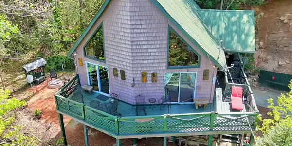 747 Screamer Drive, Clayton GA 30525