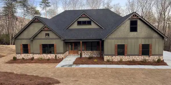 172 Pinecrest Road, Clarkesville GA 30523