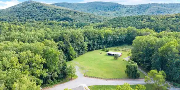299 Happy Trails Way, Jasper GA 30143