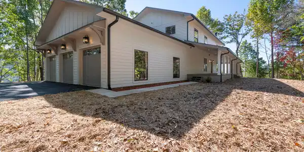 46 Estate Drive, Clayton GA 30525