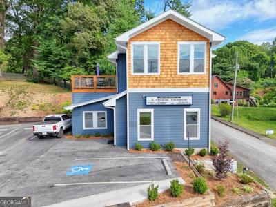 25 Valley Street, Clayton GA 30525