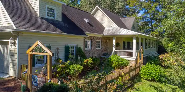 166 Harrington Court, Clayton GA 30525