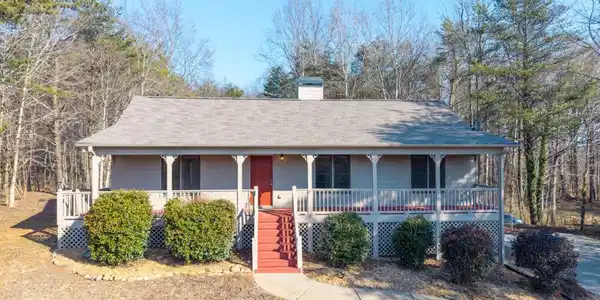 8202 Henderson Mountain Road, Jasper GA 30143