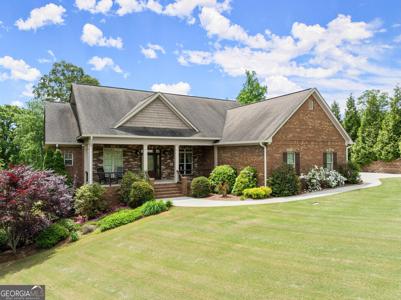 208 Tesnatee Landing Drive, Cleveland GA 30528