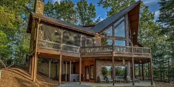 348 Lookout Trail, Mineral Bluff GA 30559
