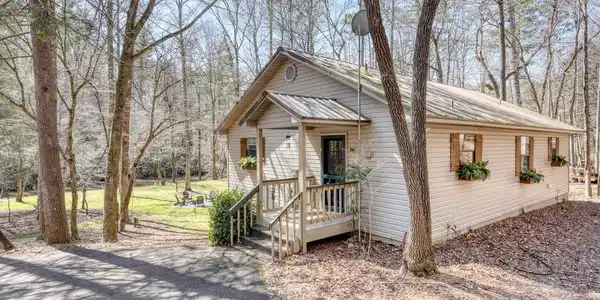 22 Noel Lane, Ellijay GA 30540