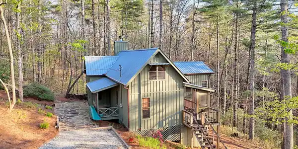 604 Tame Turkey Road, Lakemont GA 30552