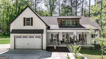366 Orchard Way SE, Calhoun GA 30701