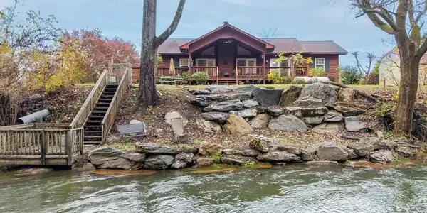 251 Rivers Edge Drive, Hayesville NC 28904