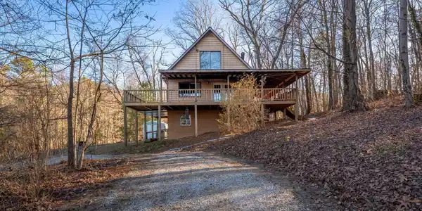 178 Troy Lane, Rabun Gap GA 30568