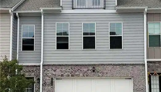 2020 Manor Pointe Drive, Drive # 19, Cumming GA 30041