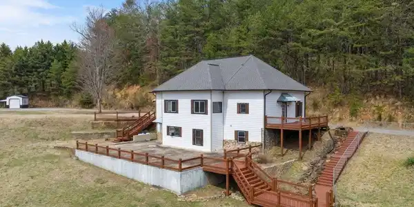 2637 River Road, Mineral Bluff GA 30559