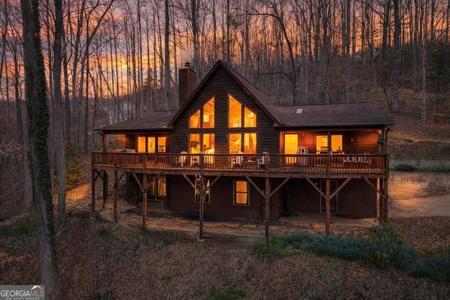 575 Carolina Springs Lane, Franklin NC 28734