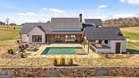 84 Bravo Rivera Way, Ellijay GA 30536