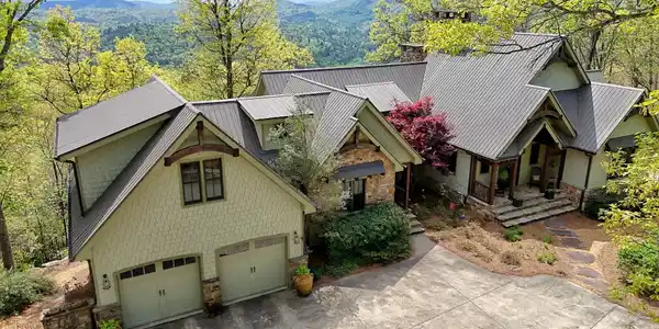 913 Tiger Pass Drive, Tiger GA 30576