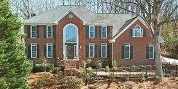 4409 Windsor Oaks Circle, Marietta GA 30066