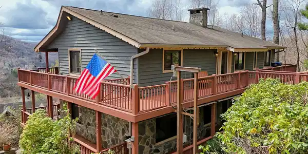 226 Moon Ridge Drive, Dillard GA 30537